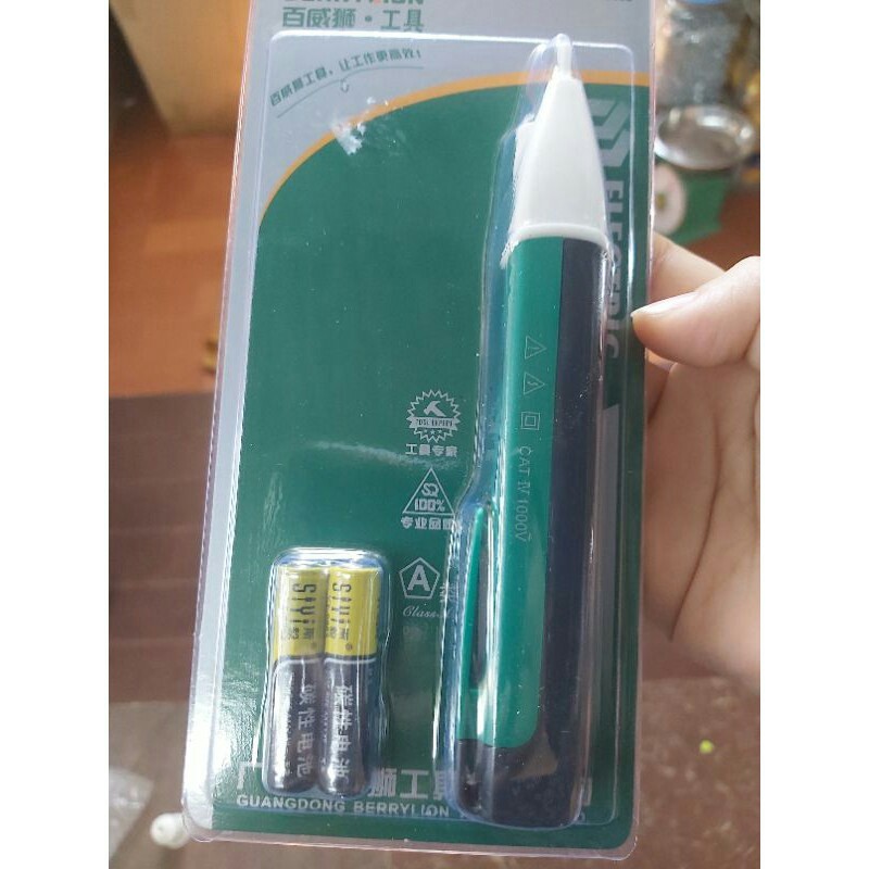 Bút dò điện berrylion tặng 2 pin