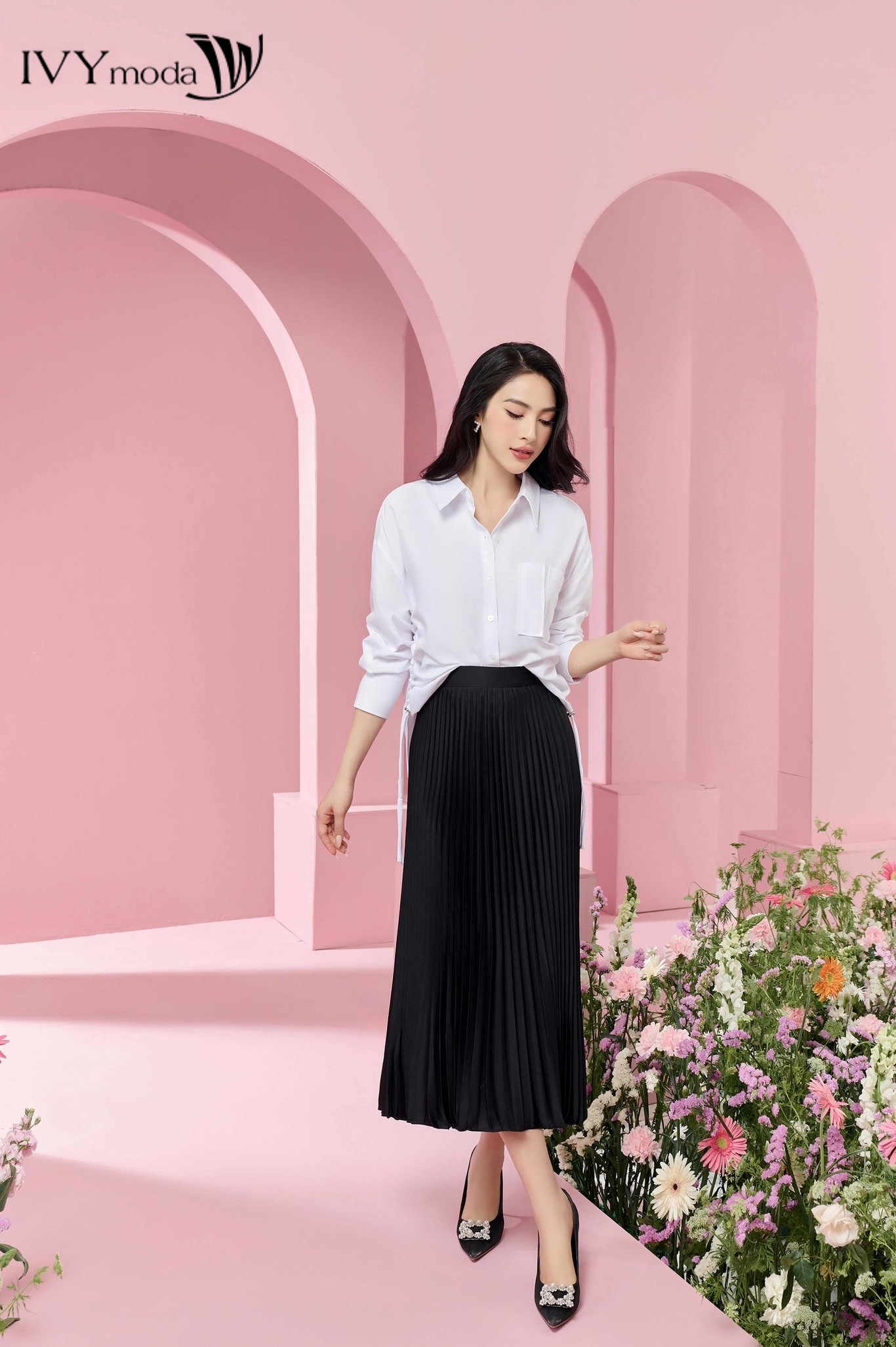 Chân váy xếp ly dáng suông IVY moda MS 30M8373