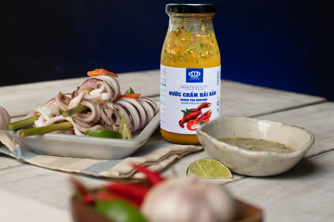 Nước chấm hải sản Vua Nước Chấm (340g)