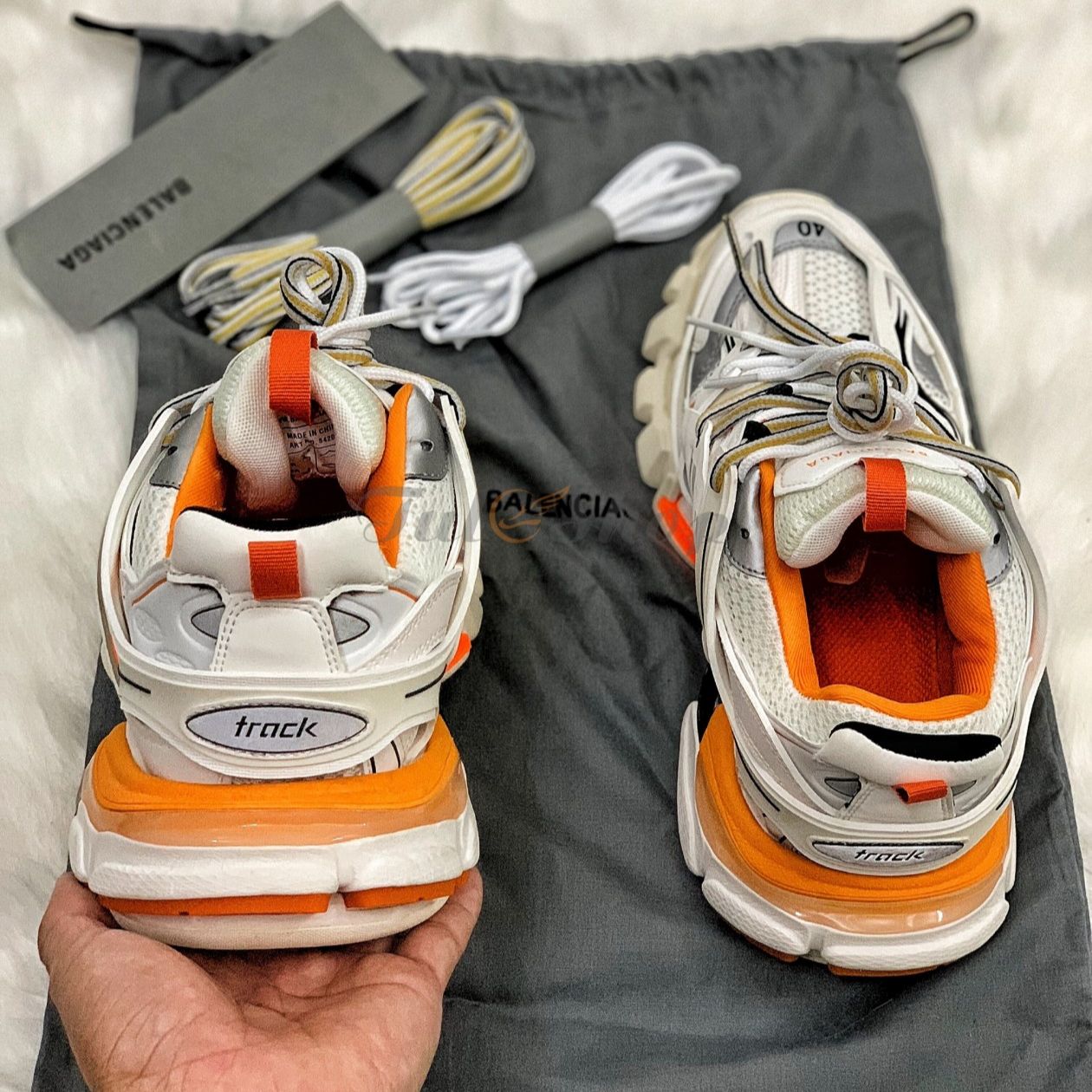 Giày sneaker trainer 3.0 màu trắng cam ( Full box)