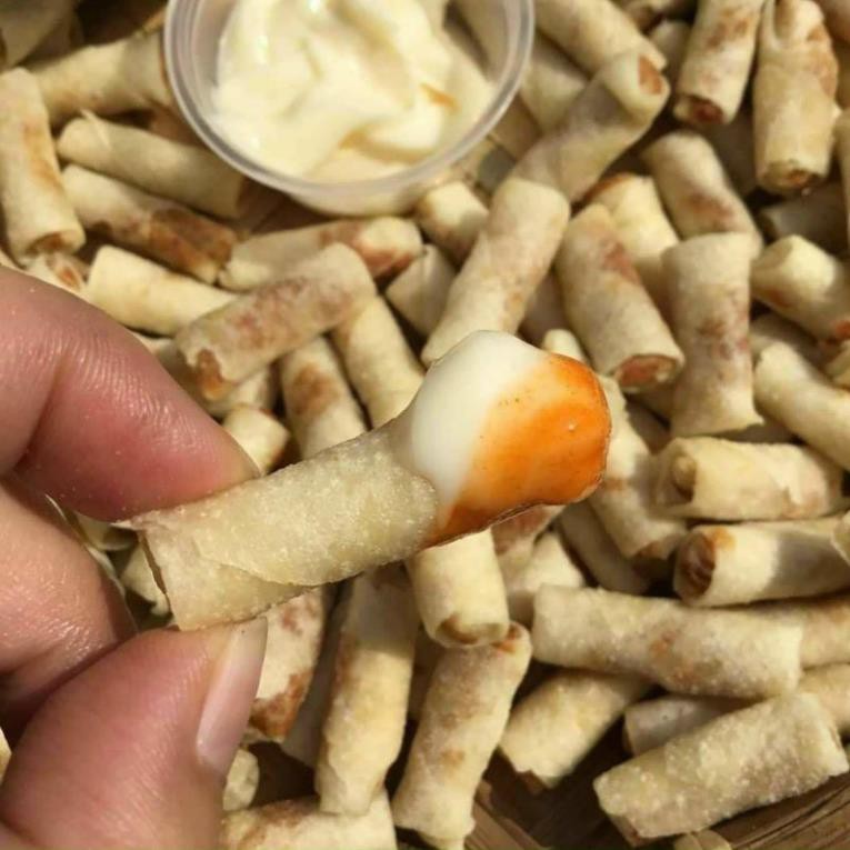 SNACK CHẢ GIÒ TÔM SẤY + CHẤM SỐT MAYONNE