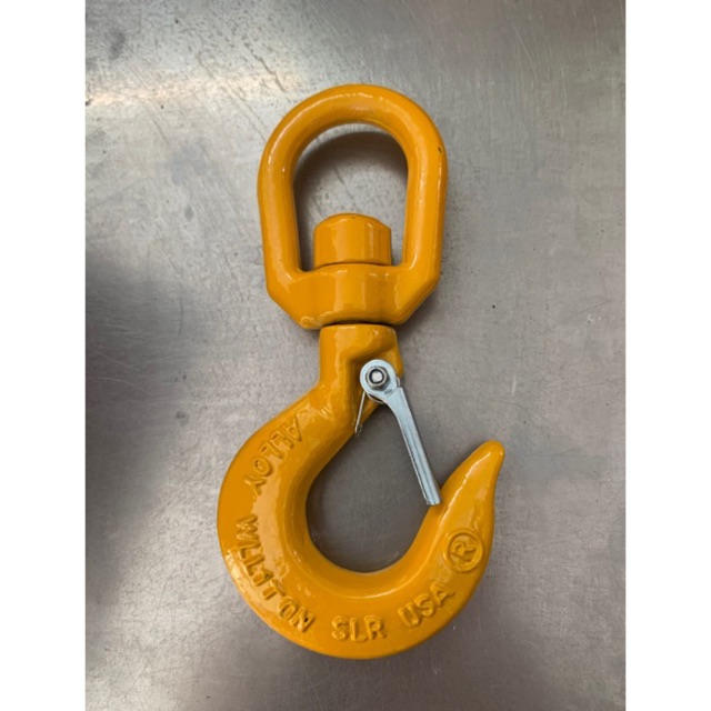 Móc cẩu xoay 1 tấn có chốt an toàn sản phẩm tốt với chất lượng độ bền cao và được cam kết sản phẩm y như hình