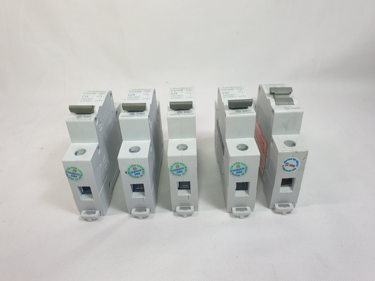 Mcb tép, aptomat 1 pha sino vanlock 10a, 16a, 20a, 25a, 32a, 40a, 50a, 63a