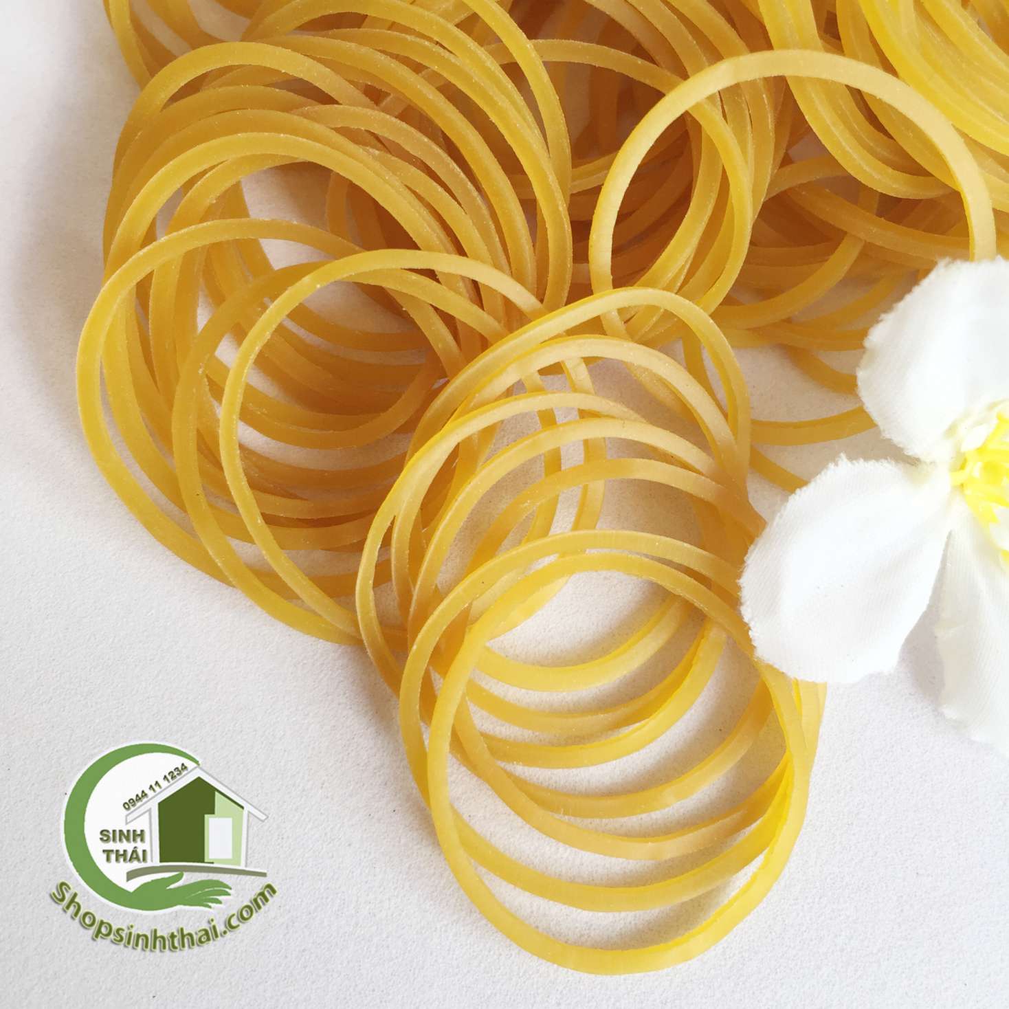 Bich dây thun cột đồ màu vàng