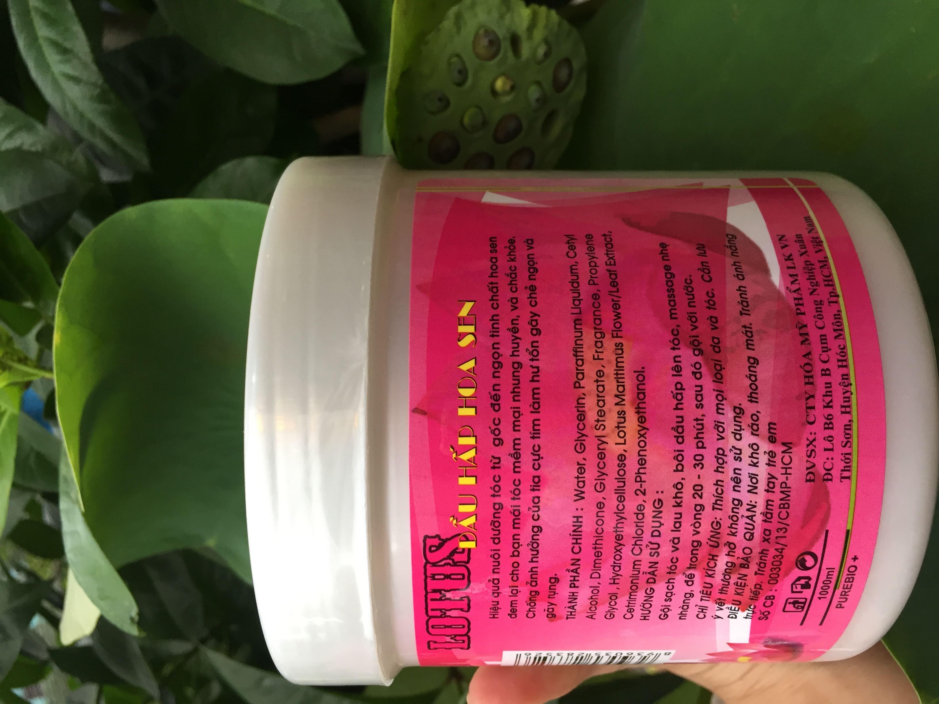 Hấp dầu mượt thơm tóc Hoa Sen 1000 ml