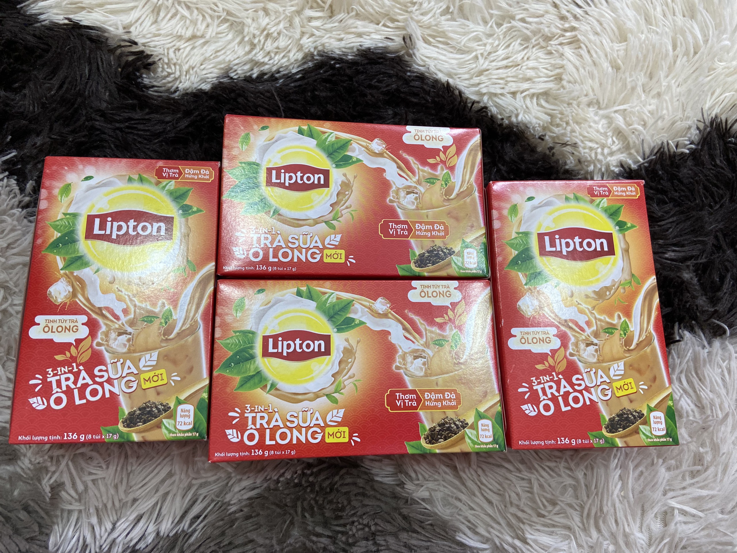 Trà sữa Olong Lipton hộp 136g (8 túix17g)