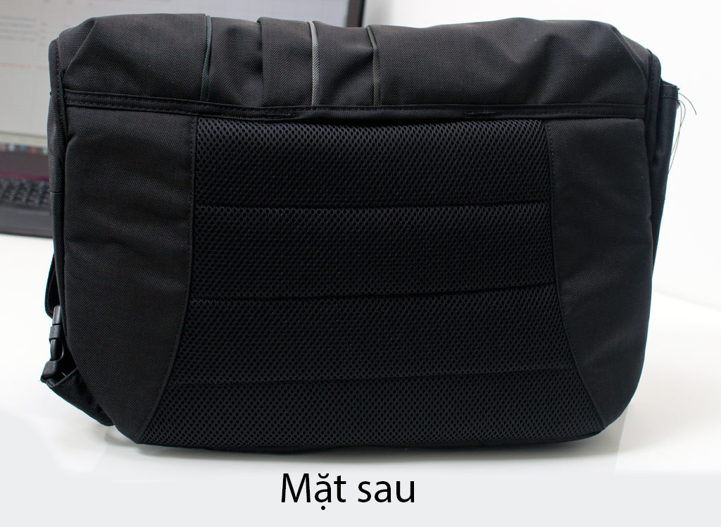 [HCM]Túi đựng máy ảnh Crumpler Jackpack 9000 (Có ngăn đựng laptop)