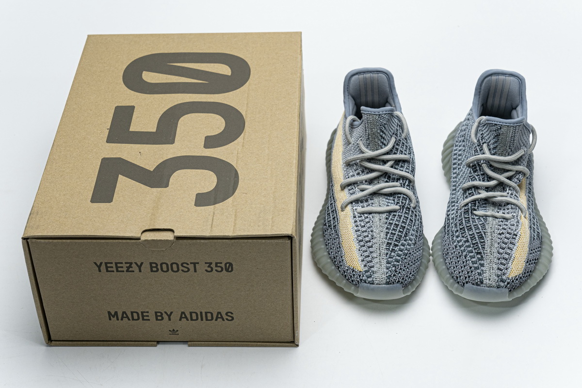 Giày sneaker Yeezy 350v2 Ash Blue