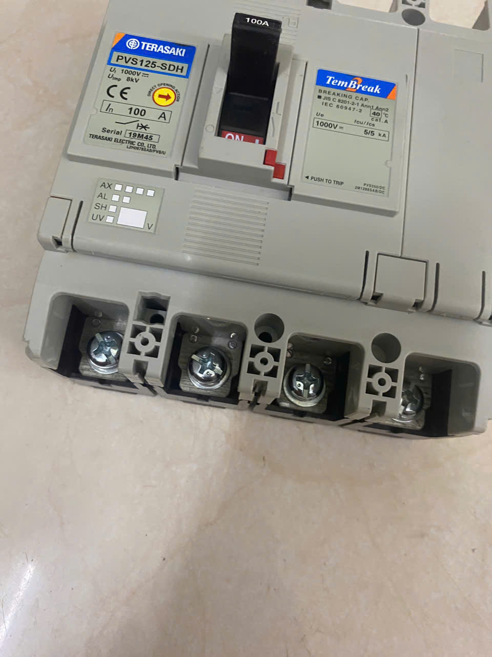 MCCB NHẬT BẢN 4 CỰC 100A 125A 250A APTOMAT NHẬT