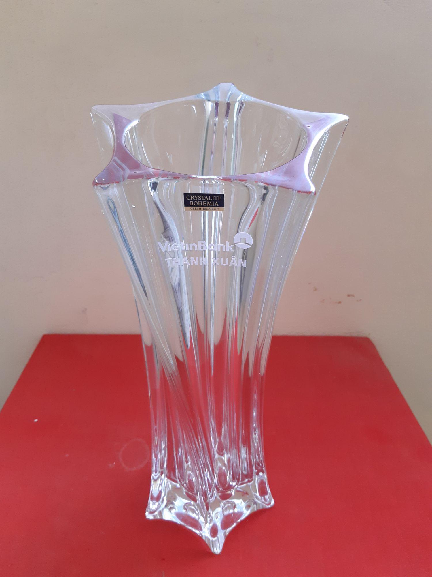 LỌ HOA PHA LÊ SÉC SAO EO YOKO 33CM