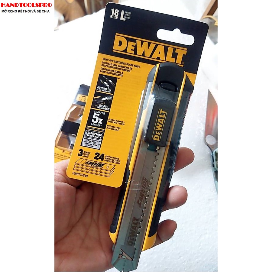 Dao rọc giấy 18m Dewalt DWHT10249-30 ( gồm 3 lưỡi dự phòng)