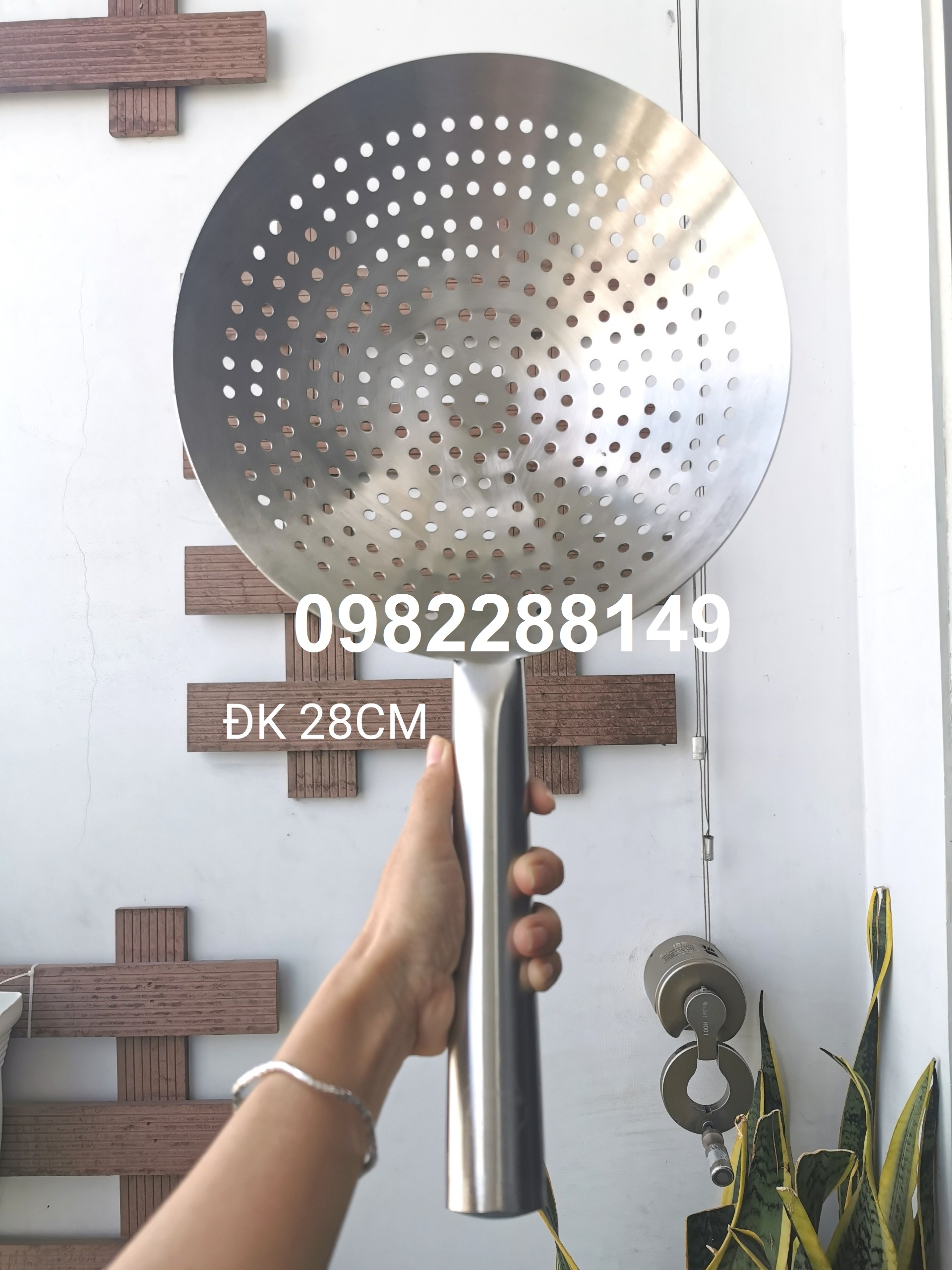 Vợt vớt xương cán inox nhiều kích thước