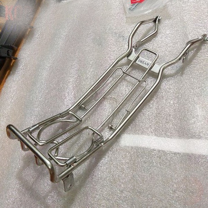 Baga giữa inox 10ly xếp Dream