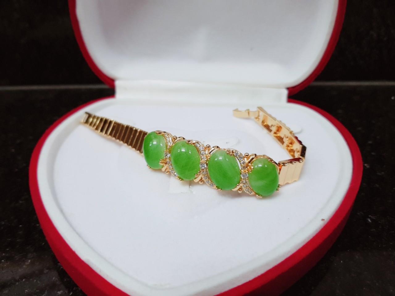 LẮC TAY ĐÍNH ĐÁ 4 HAT CẨM THẠCH MẠ VÀNG 18K