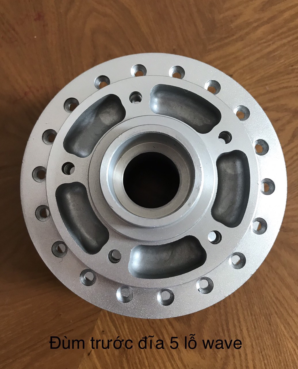 Vỏ đùm trước đĩa wave 100 wave 110 cho tất các dòng xe đời cũ mới:future neo,wave s rsx 100,110,blade,futre 125 2014 2022 gắn zin theo xe không chế cháo