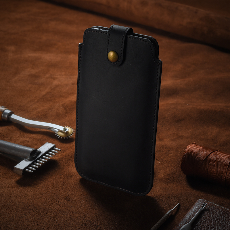 Bao Da Rút iphone 13/13 pro Nút Cài Da Bò Thật