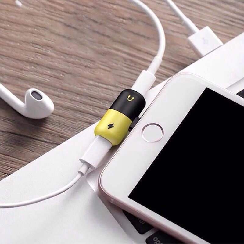 Bộ chia 2 cổng sạc và tai nghe cho iphone 7, 8, X