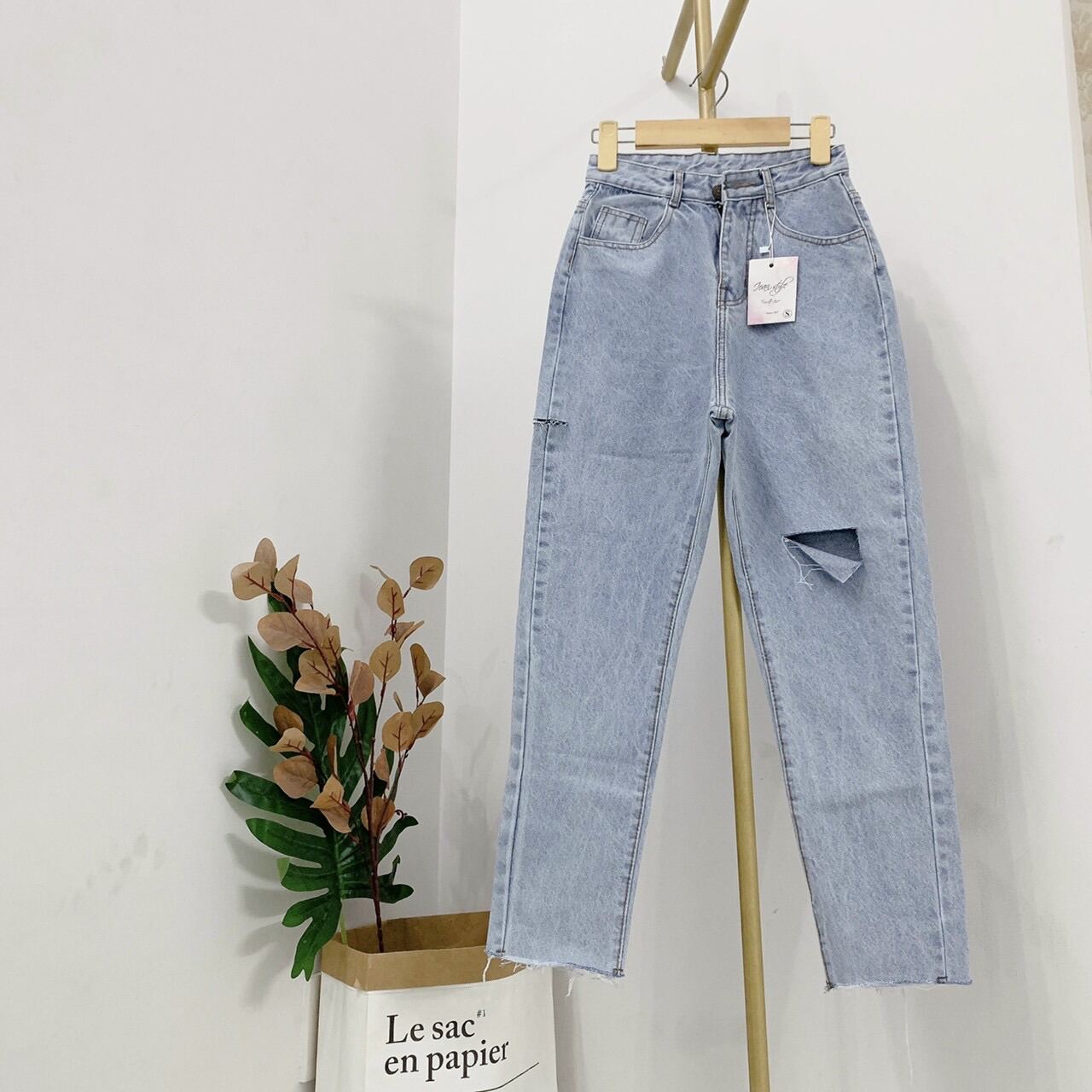 Baggy Jeans Lưng Cao Rách PT