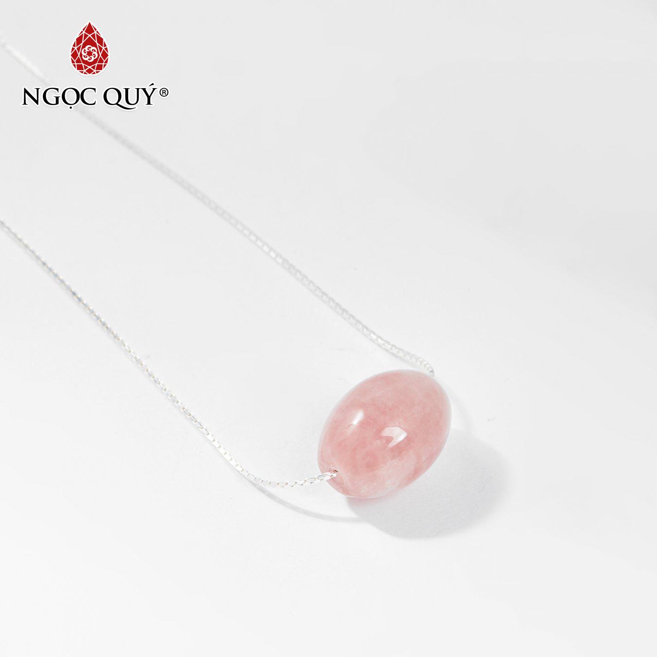 [HCM]Mặt dây chuyền đá thạch anh hồng lu thống 1.8cm tặng dây chuyền mệnh hỏathổ (màu hồng) - Ngọc Quý Gemstones