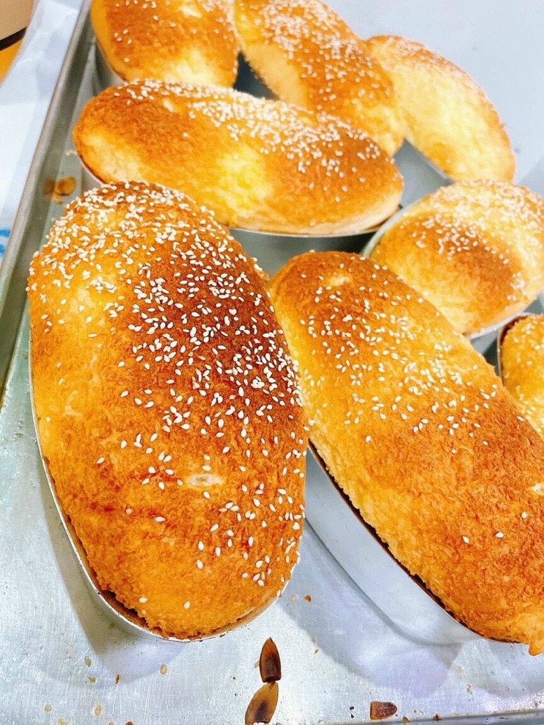 Bánh mì hoa cúc nho dừa - 400gam ( bánh mới mỗi ngày ạ )