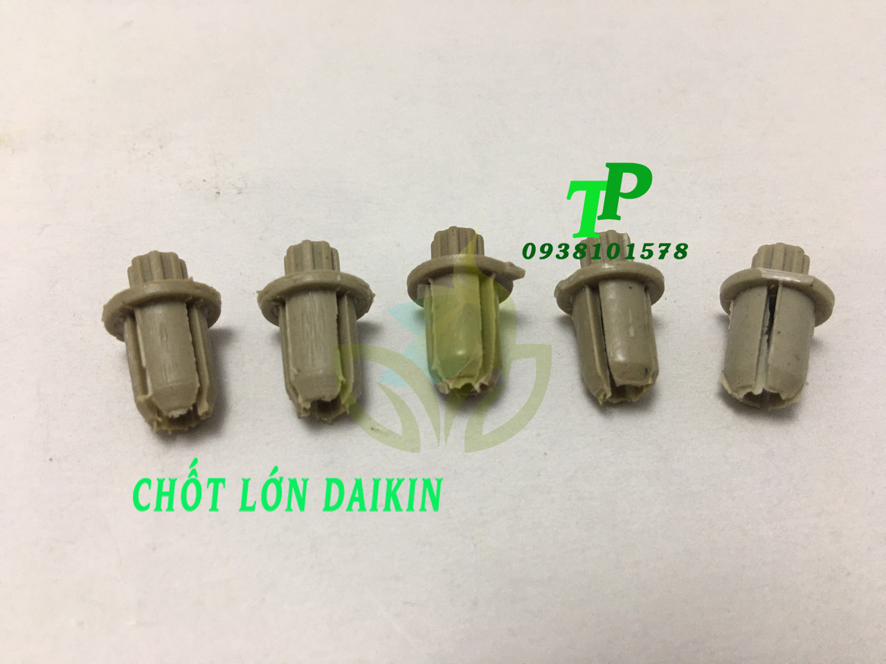 Chốt Lớn Lá Đảo Máy Lạnh Daikin (1 Bịch 100 Con)