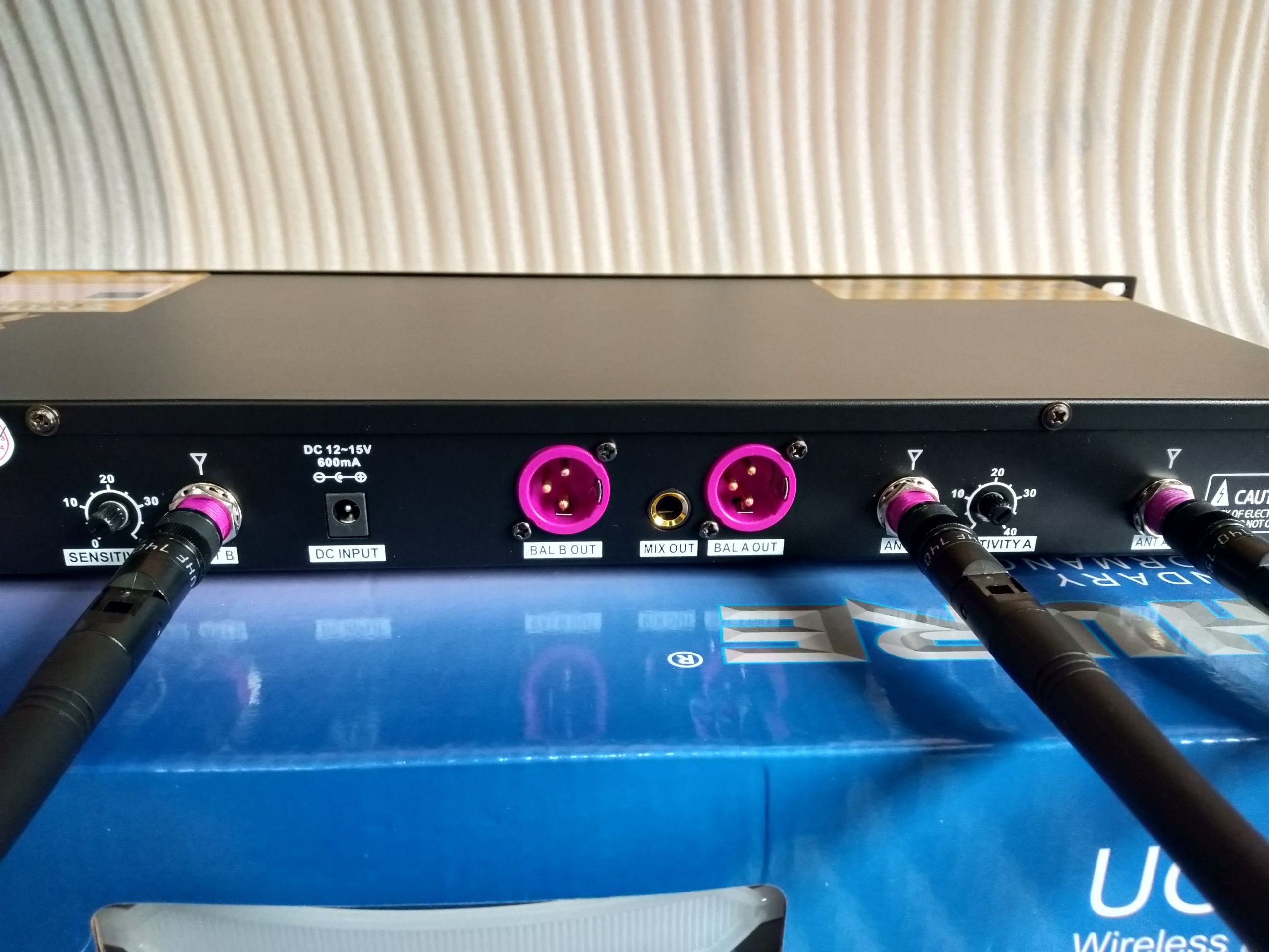 MICRO KHÔNG DÂY-MIC KHÔNG DÂY UGX21II