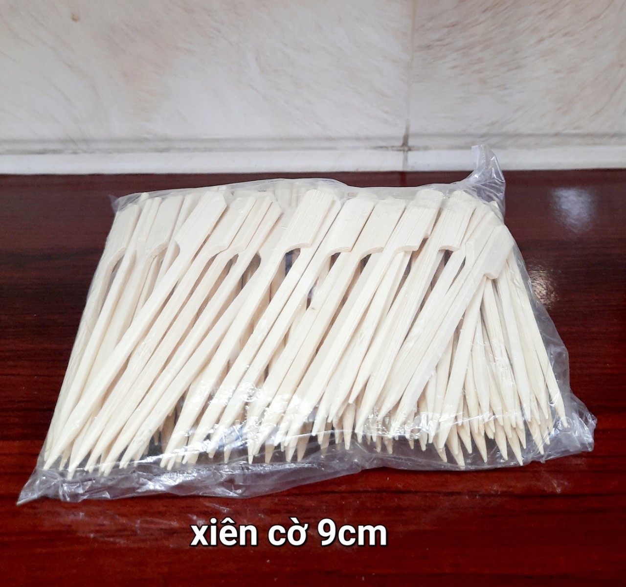 200 cái xiên cờ 9cm