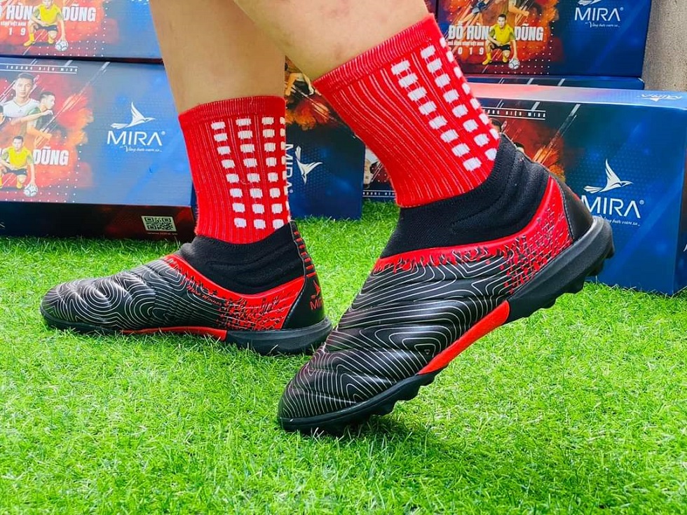 Giày Đá Bóng MiRa Winner Không Dây