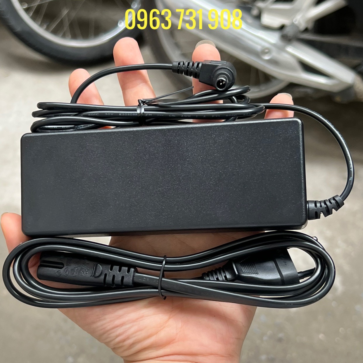 Adapter Nguồn Tivi Sony 19.5V 4.36A