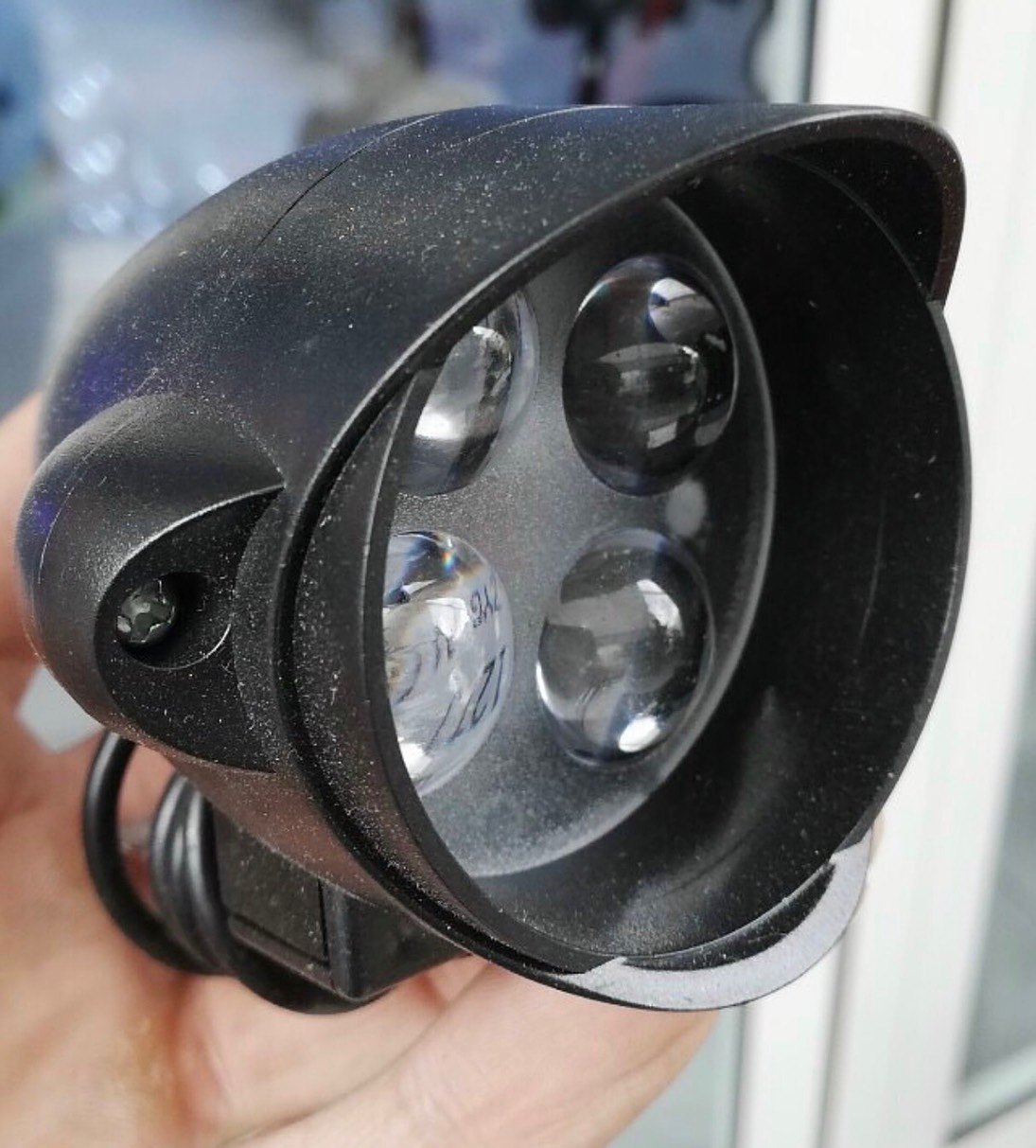 Đèn trợ sáng L4 Lòi