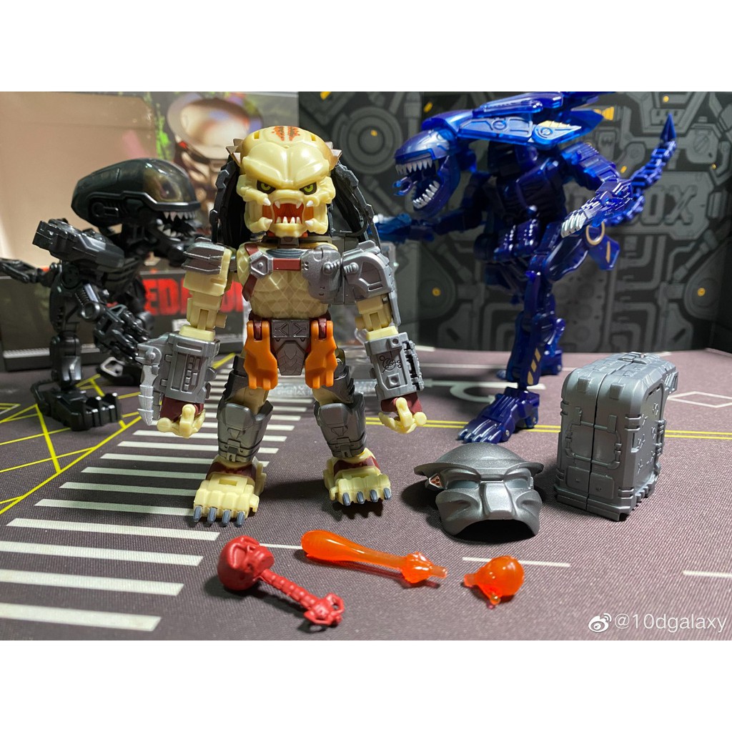 52toys Megabox MB11 Predator
