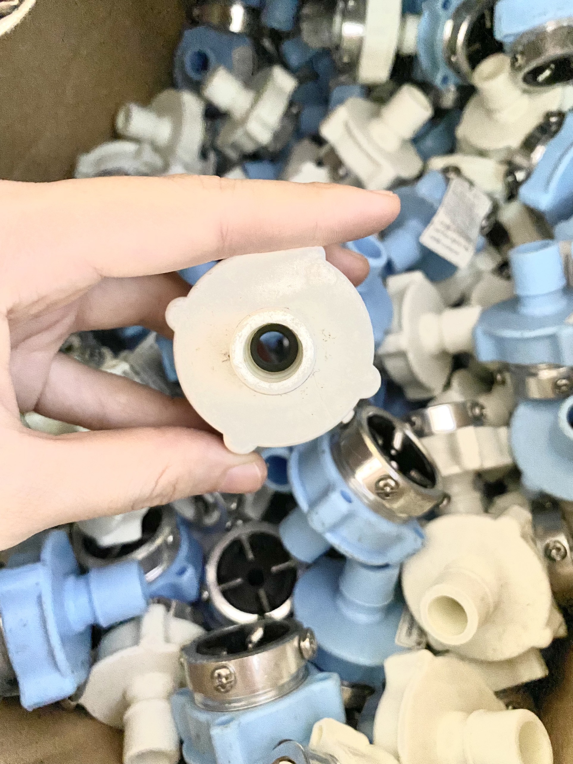 Đầu nối dây cáp nước máy giặt 4 vít chất lượng