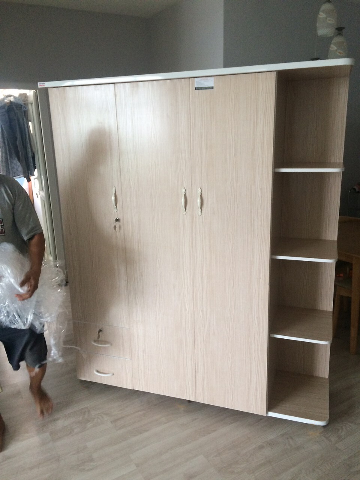 Tủ nhựa người lớn, 4 cánh, 2 ngăn kéo nhỏ, 4 ô thoáng, cao 180 x rộng 155 x sâu 45 (cm), chất liệu nhựa Đài Loan 2 lớp - KHÔNG THẤM NƯỚC, KHÔNG CONG VÊNH, KHÔNG MỐI MỌT