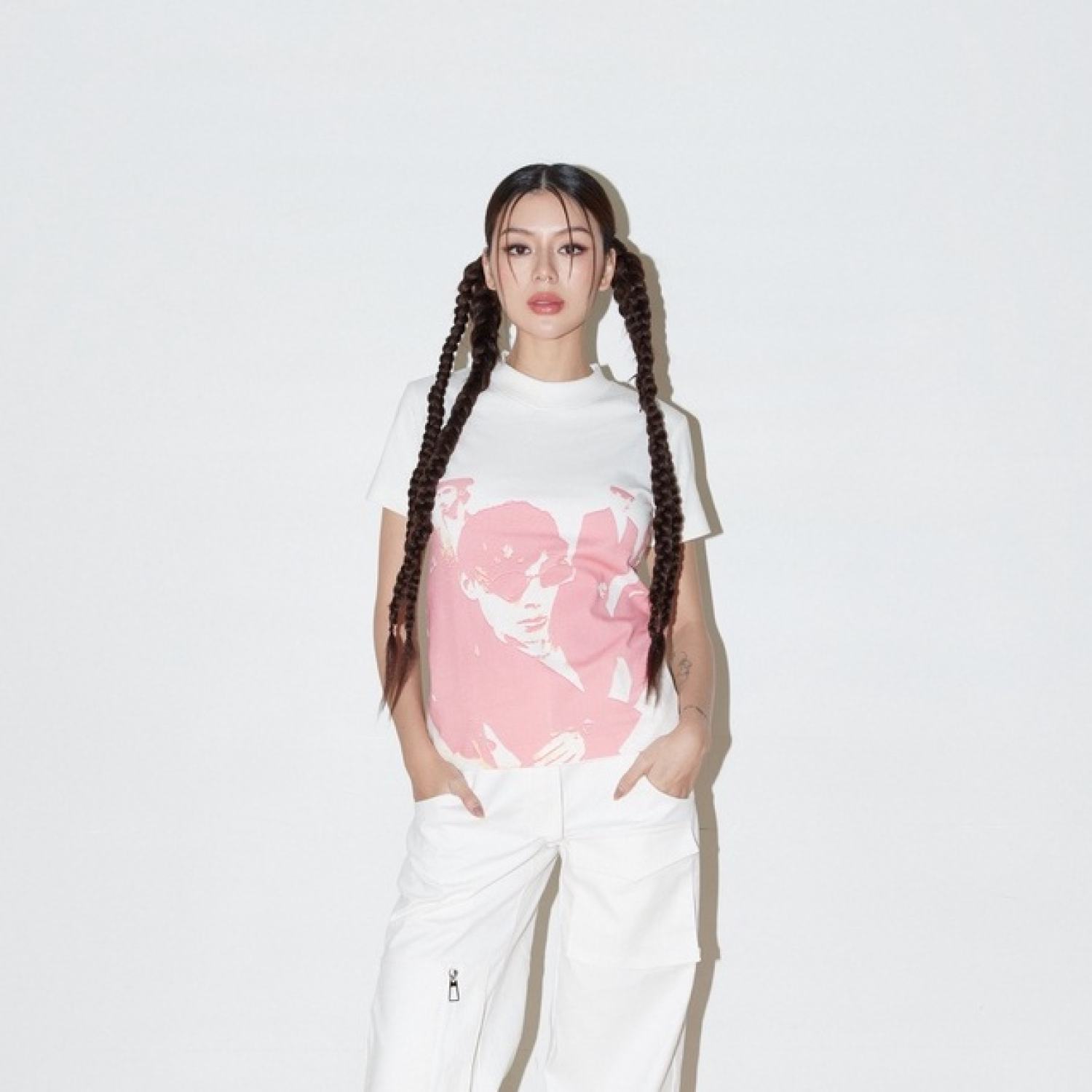 Áo thun form rộng tay ngắn Backstage88 Color of Love Tee