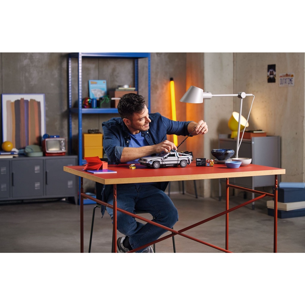 [Có sẵn] 10300 LEGO Creator Expert Back to the Future Time Machine - Trở lại Cổ máy thời gian
