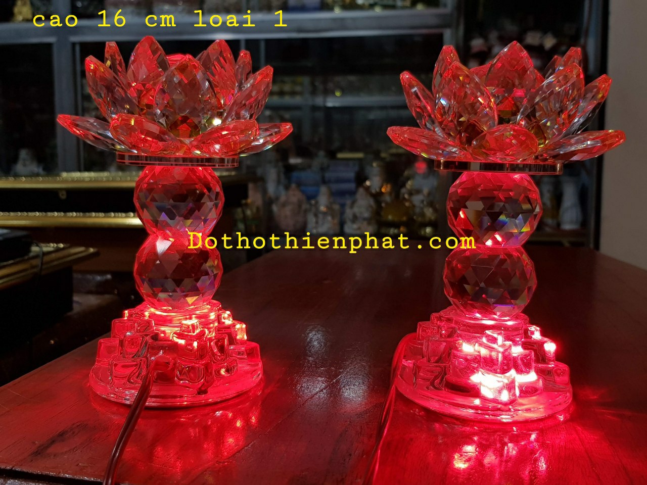 [HCM]Cặp đèn thờ đá pha lê cao cấp Led tự động đổi 7 màu cao 16cm