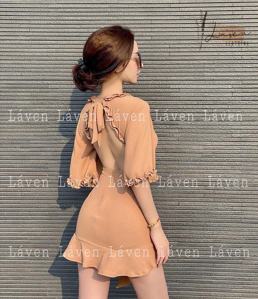 ĐẦM TAY BÈO CỘT NƠ SAU LƯNG