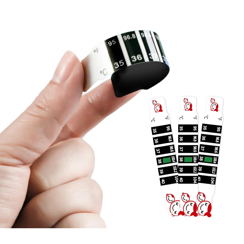 Miếng dán đo nhiệt độ cho bé