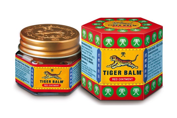 Dầu xoa Tiger Balm Red lọ 19.4g