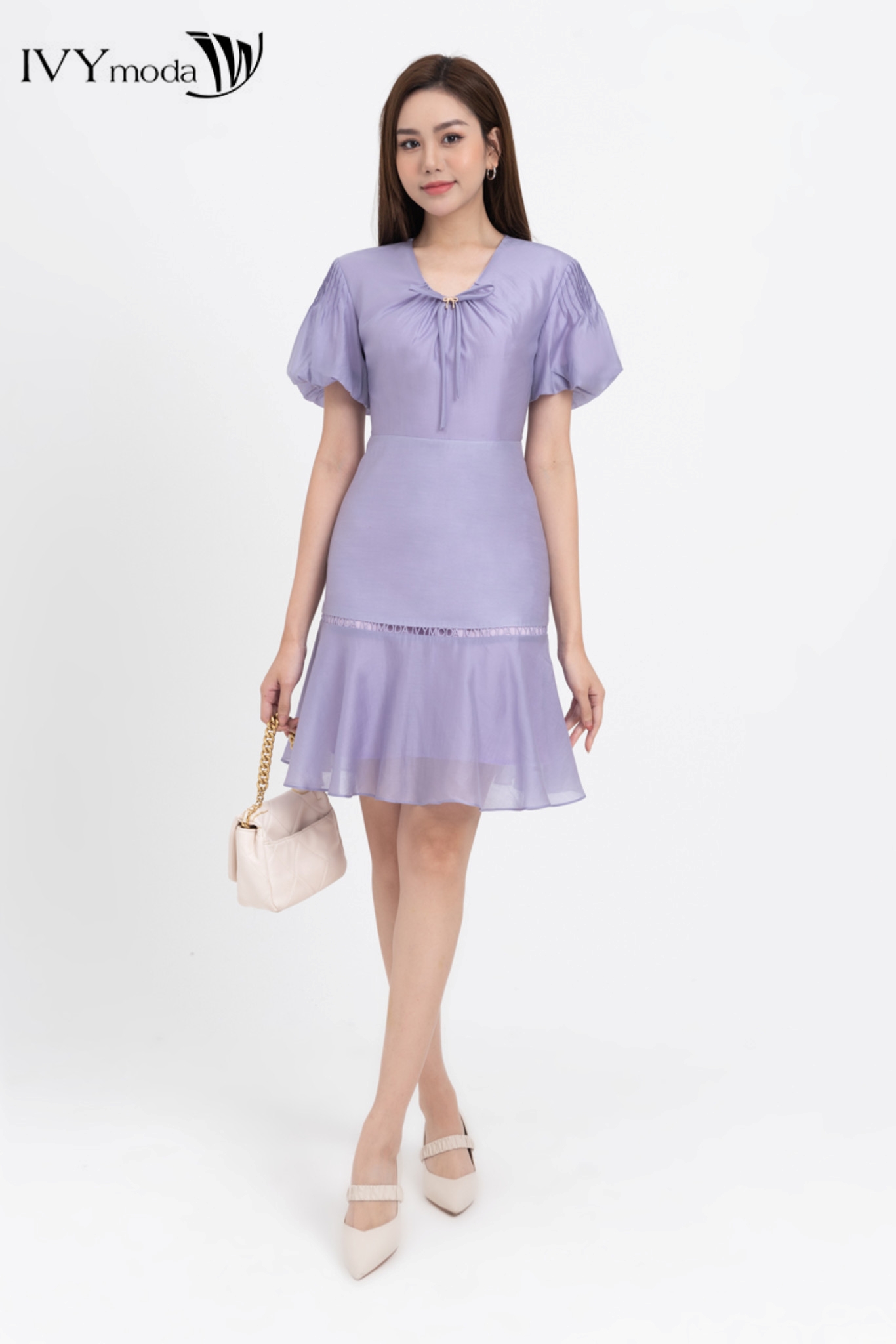 Đầm lụa đuôi cá phối nơ IVY moda MS 48M8280