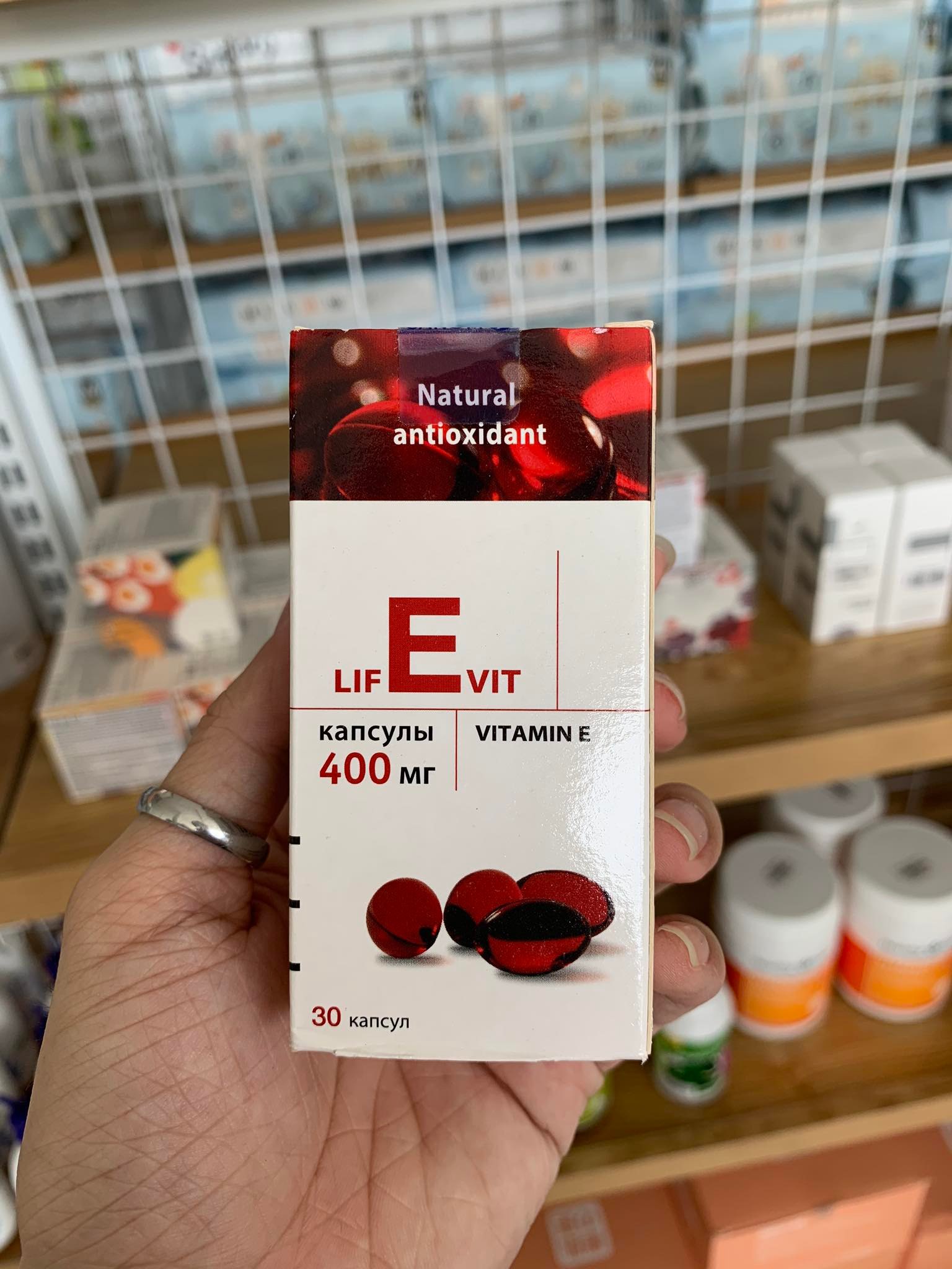 VIÊN UỐNG BỔ SUNG VITAMIN E 400MG LIFEVIT 30 VIÊN Chống lão hóa, chăm ...