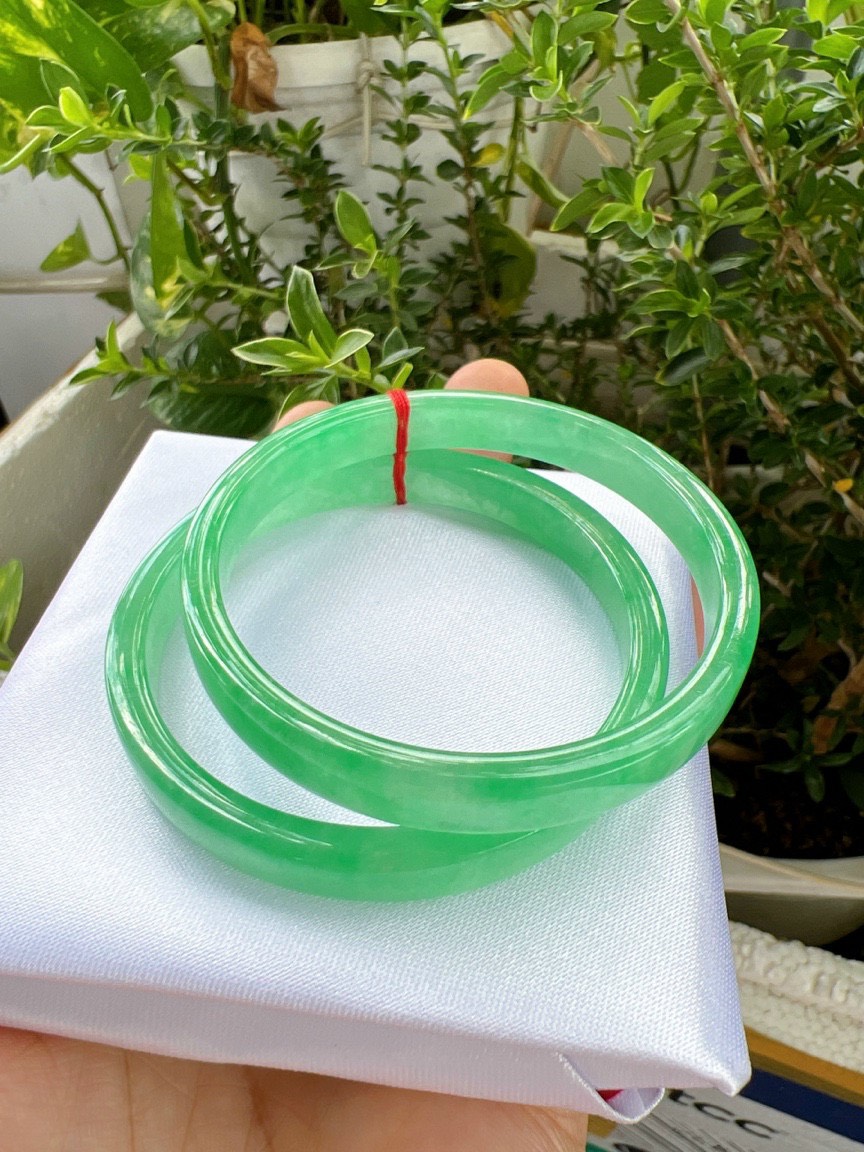 Giá sỉ ,cặp vòng cẩm thạch siêu đẹp ,bao rẻ ,shop tư vấn theo size