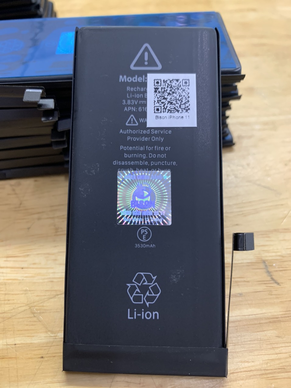 Pin 11 Bison dung lượng cao 3600mAh