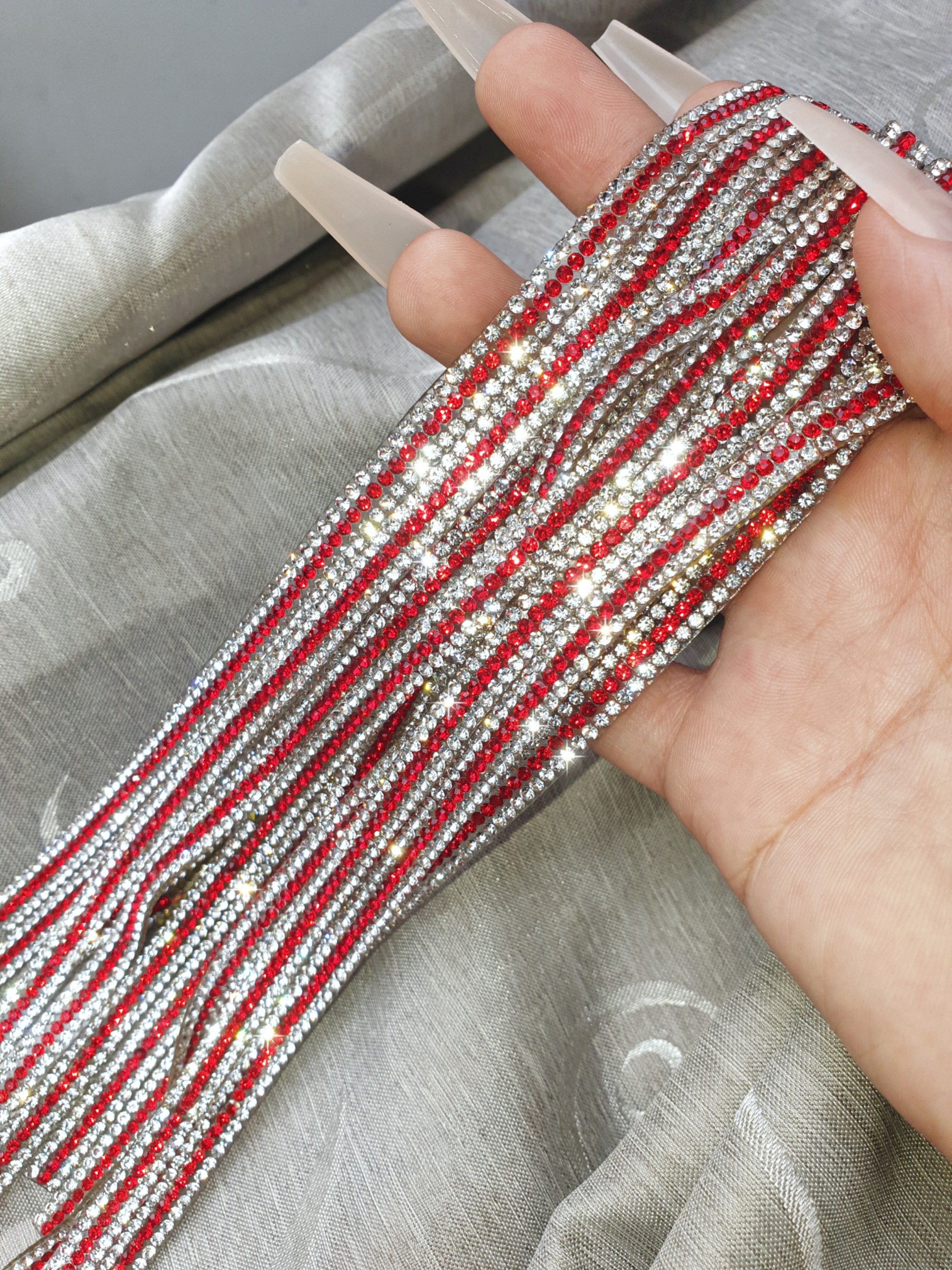 Cuộn Charm Dây Đá Viền Trang Trí Móng