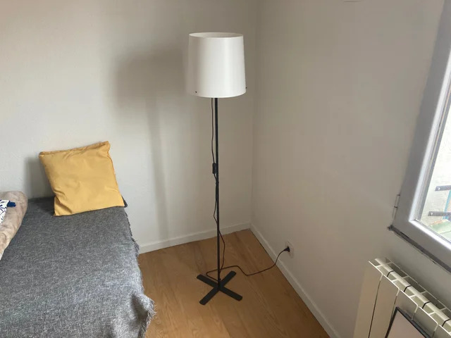 Đèn cây, đèn sàn chao nhựa Barlast IKEA