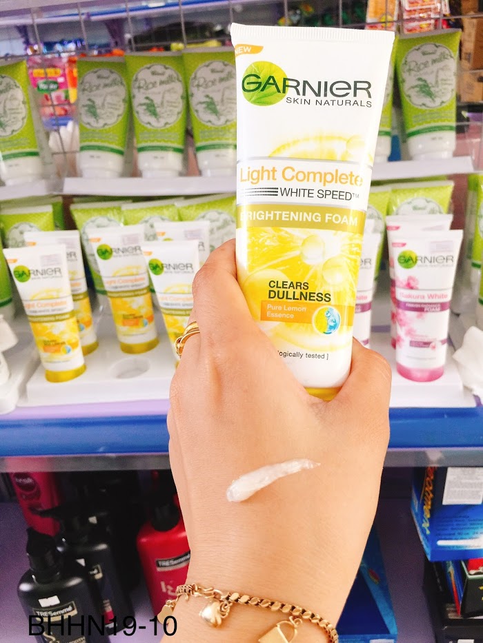 Sữa rửa mặt trắng da Garnier Thái Lan