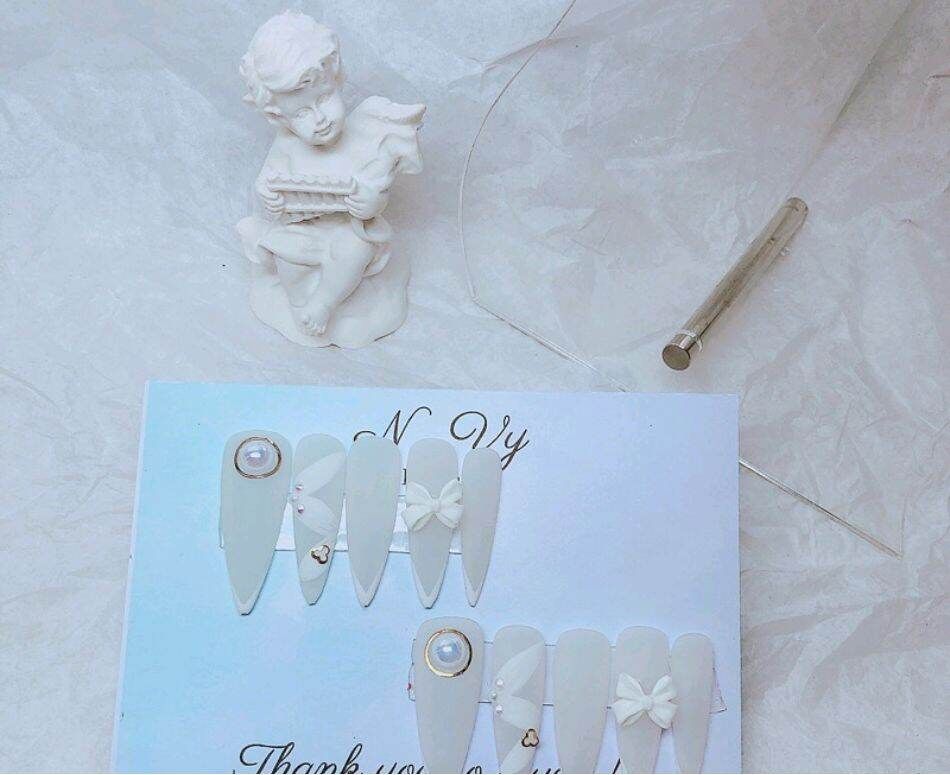 Móng giả tự thiết kế đính nơ ❤️