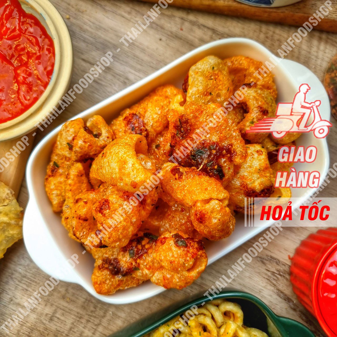 Crunchy pigskin with onion sauce-130gr can