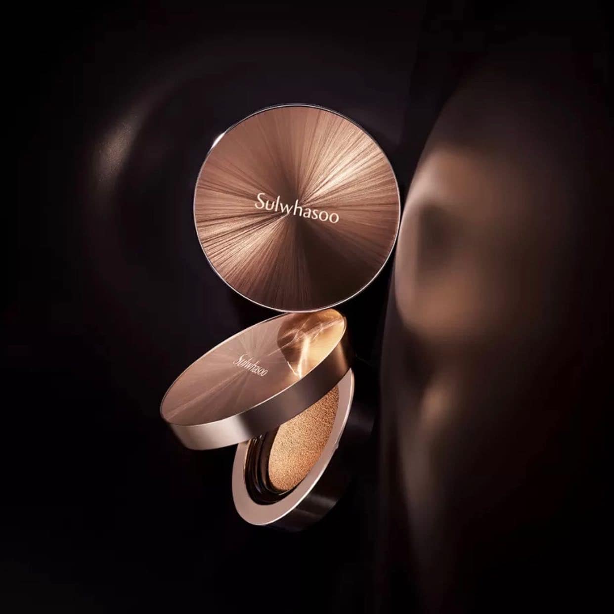 Phấn Nước Thông Đỏ Sulwhasoo Timetreasure