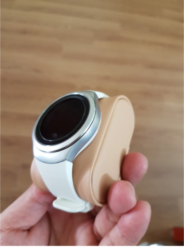 Đồng hồ thông minh Samsung Gear s2 sport 3g_ (bản có loa), phiên bản quốc tế có hỗ trợ ngôn ngữ Tiếng Việt, đầy đủ phụ kiện theo máy, tặng kèm kính cường lực, bảo hành 3 tháng
